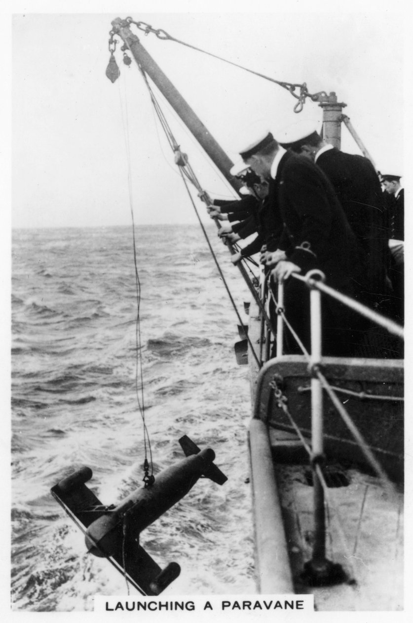 Vypuštění paravanu z bitevní lodi HMS Rodney, 1937 od Unbekannt