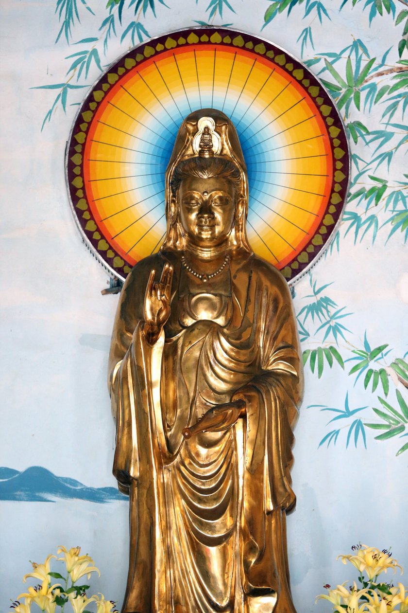 Linh Ung buddhistická pagoda. Quan Am bódhisattva soucitu nebo bohyně milosrdenství. Ochranné gesto (Abhay). Danang. Vietnam od Unbekannt