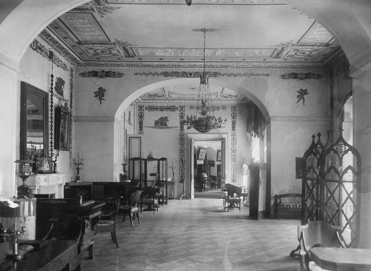 Obývací pokoj v domě Maryino Manor, počátek 20. let 20. století od Unbekannt