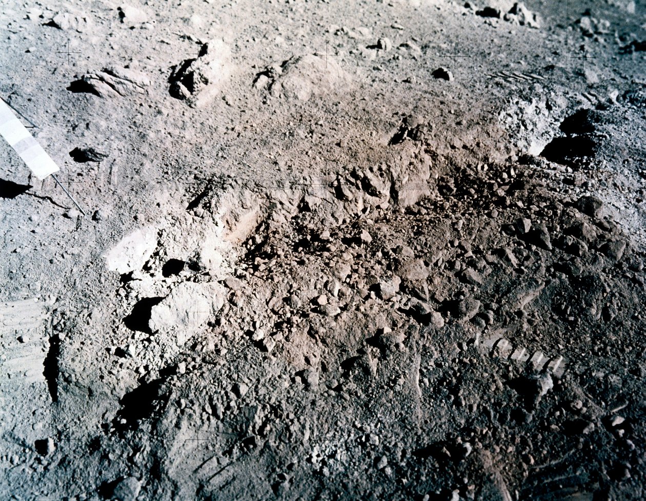 Pilotovaný vesmírný let, USA, Apollo 17 Oranžová půda na Měsíci od Unbekannt