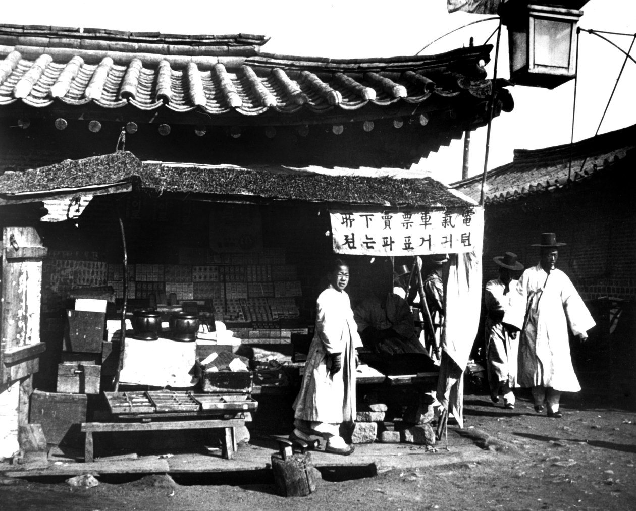 Stánek na tržišti, Korea, 1900 od Unbekannt
