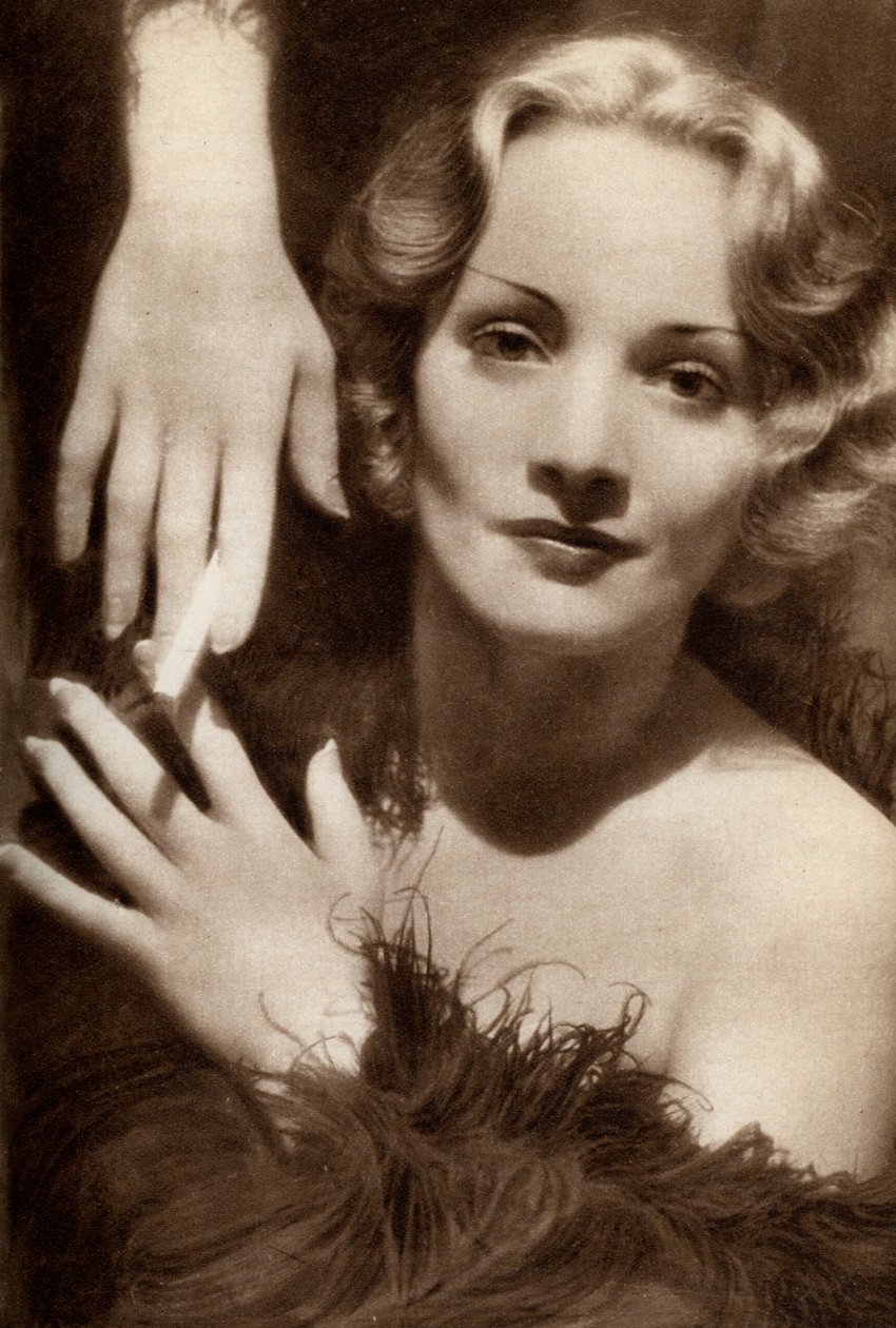 Marlene Dietrich , německo-americká herečka, 1933 od Unbekannt
