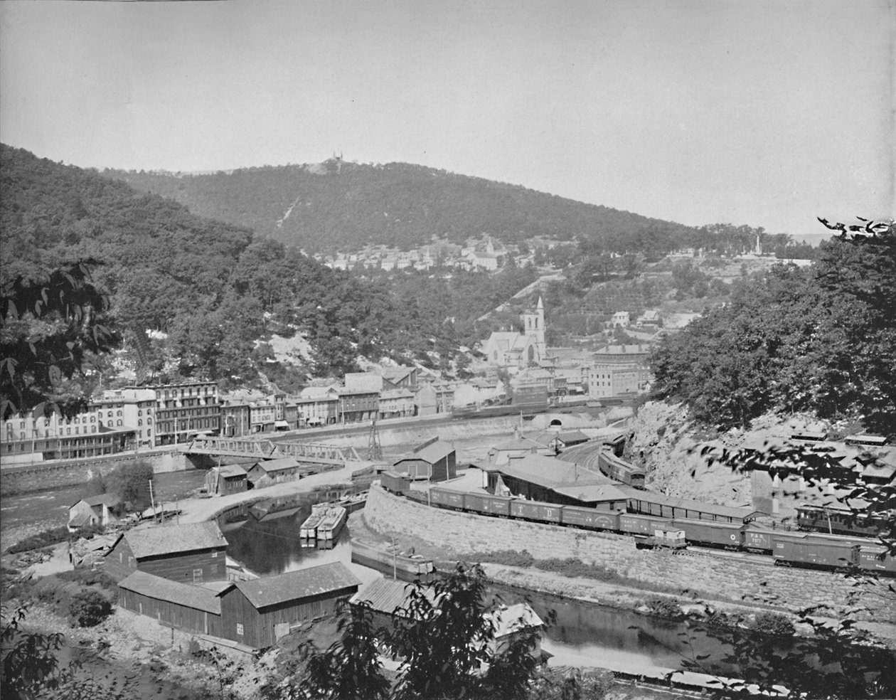 Mauch Chunk, Pennsylvania, ukazuje Mount Pisgah, c1897. od Unbekannt