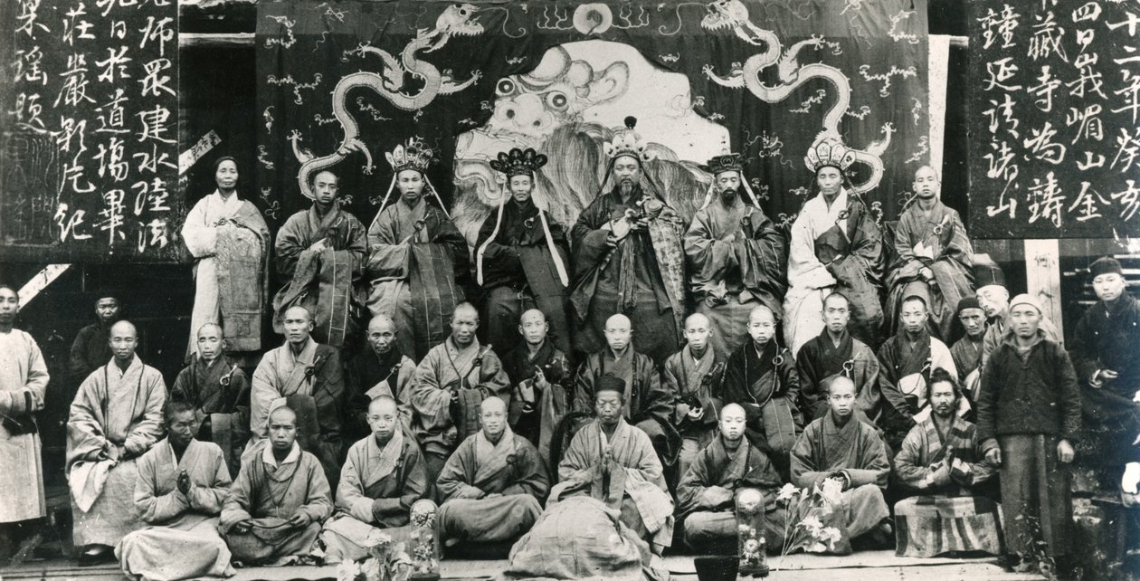 Setkání představených buddhistických klášterů v Číně, konec devatenáctého století (černobílá fotografie) od Unbekannt