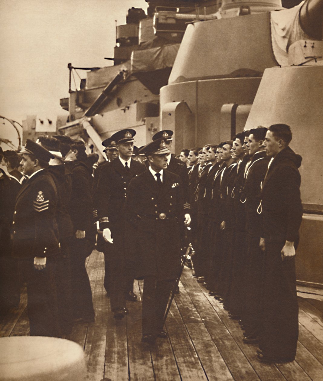 Muži H.M.S. Royal Oak, 1937 od Unbekannt