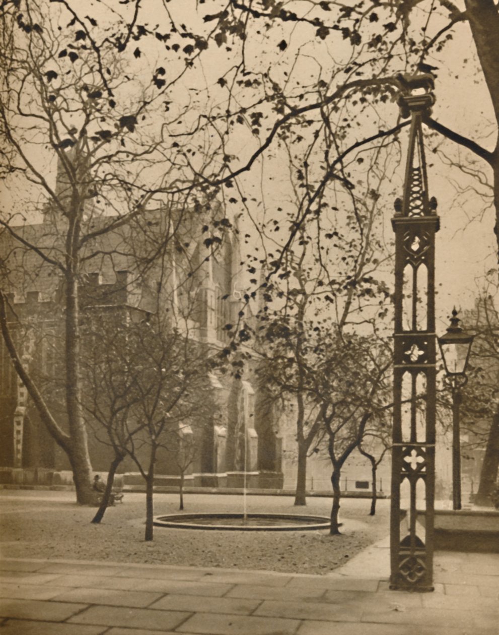 Síň středního chrámu a klid Fountain Court, c1935. od Unbekannt