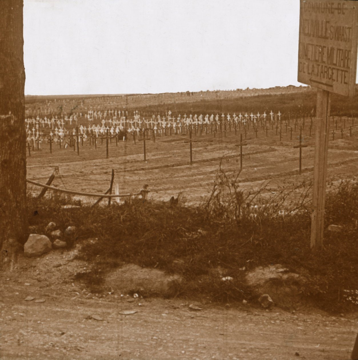 Vojenský hřbitov, Neuville-Saint-Vaast, severní Francie, c1914-c1918 od Unbekannt