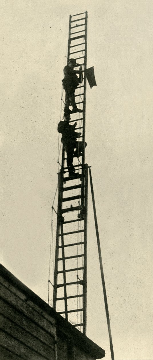 Vojenští pozorovatelé na železnici, první světová válka, 1914, c1920. od Unbekannt