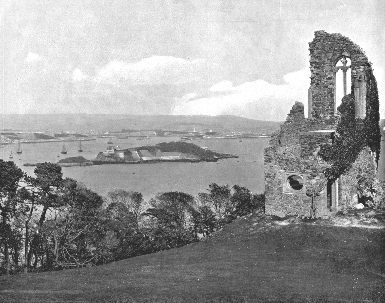Mount Edgcumbe Folly, Plymouth, Cornwall, 1894. od Unbekannt