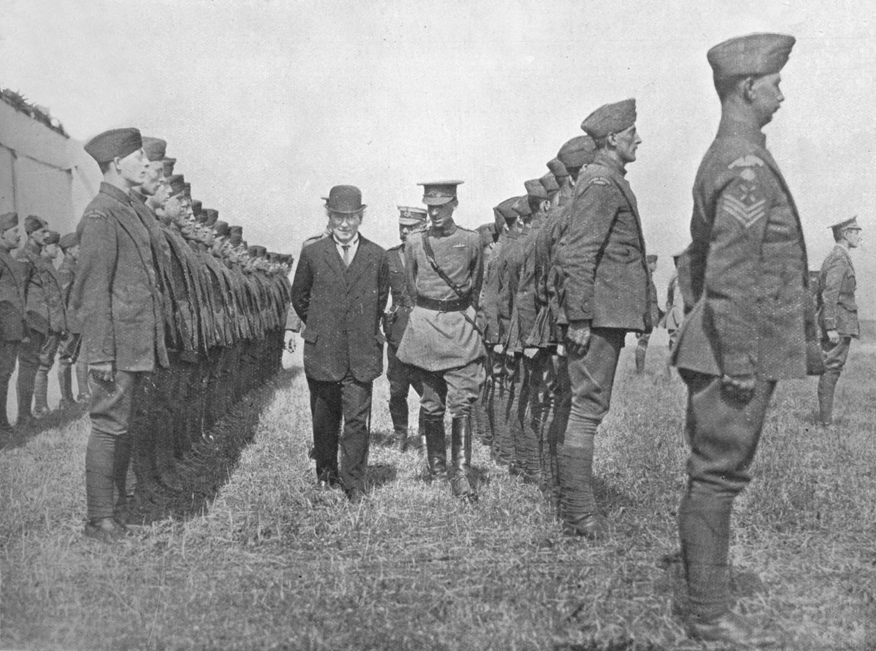 Pan Asquith inspekce Royal Flying Corps, 1915 od Unbekannt