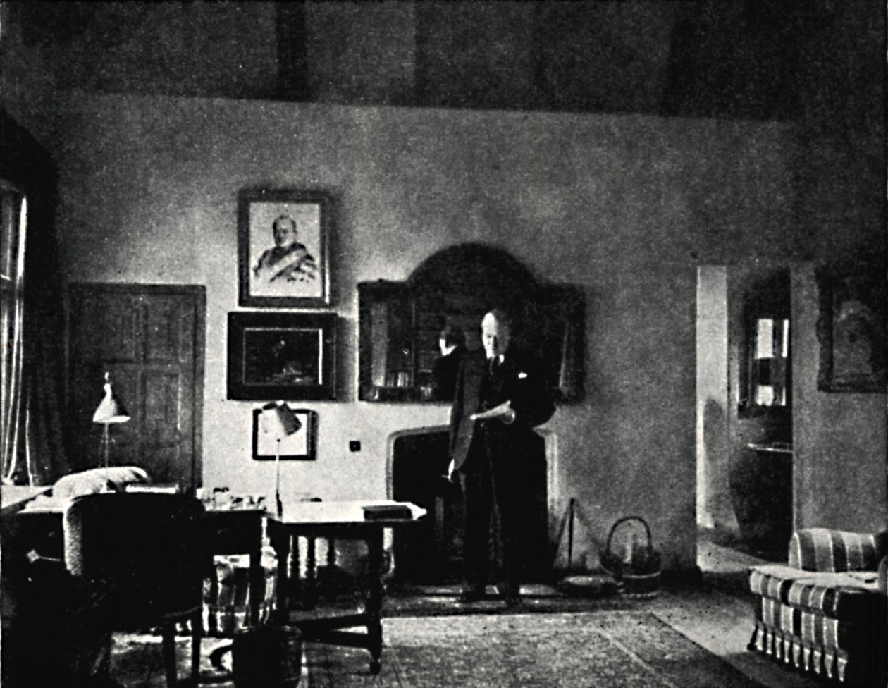 Pan Churchill ve své studii ve Westerhamu, 30. léta, 1945. od Unbekannt