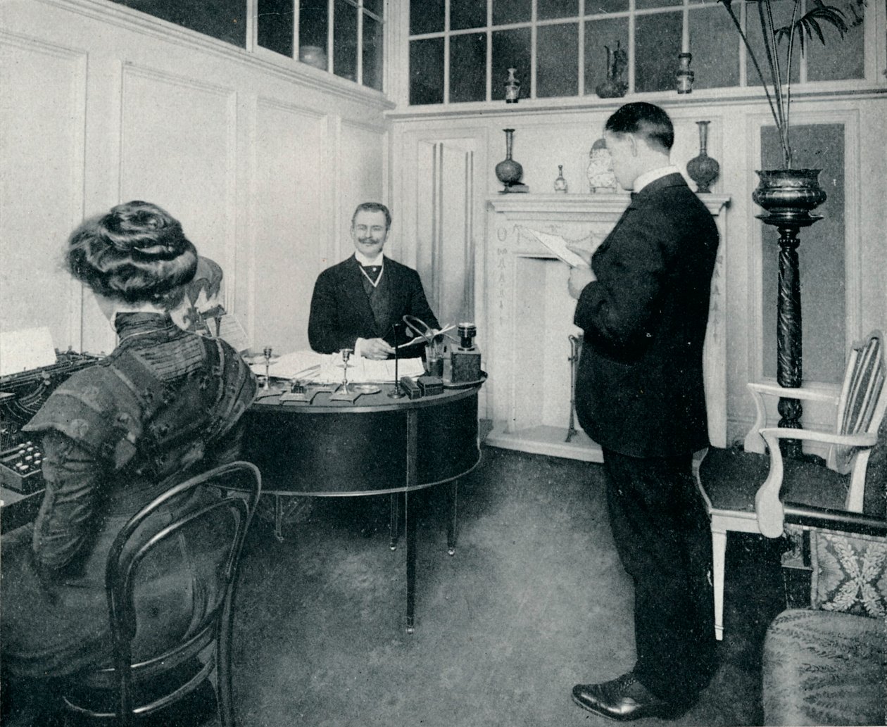 Pan Sandow se účastní korespondence z jeho dnů, c1898 od Unbekannt