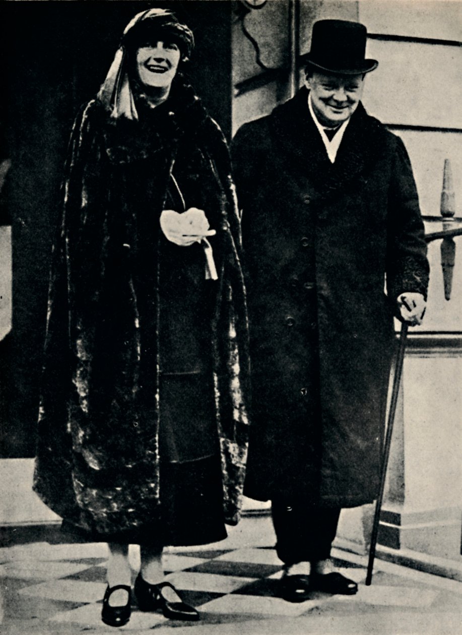 Pan a paní Churchillovi na počátku dvacátých let, 1923, 1945. od Unbekannt