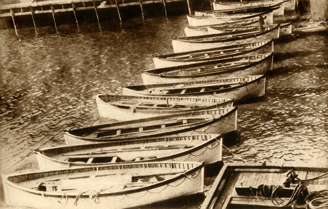 Němý důkaz tragédie: Vše, co zbylo z největší lodi světa, 1912, 1933. od Unbekannt