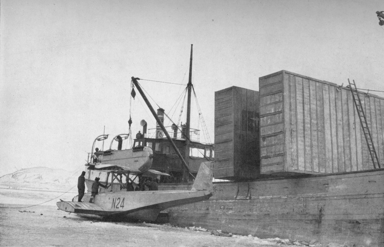 N24 na Derricks of the Hobby v Kings Bay, c1925, 1928 od Unbekannt