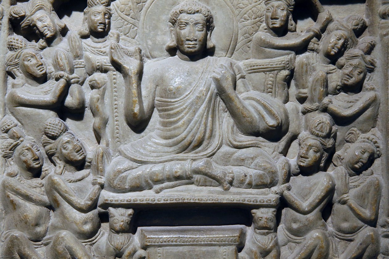 Národní muzeum Indie, Dillí. Ayaga vlys zobrazující scény z Buddhova života a z Jakatů. Ikshvaku, 3. století našeho letopočtu Nagarjunakonda, Andhra Pradesh. Šedivý vápenec. Detail. Indie. od Unbekannt