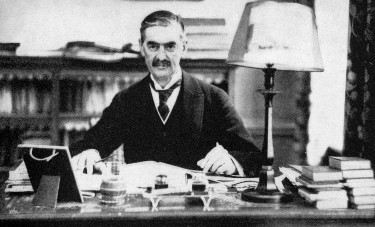 Neville Chamberlain 1869-1940, britský premiér, c1930 1936 od Unbekannt