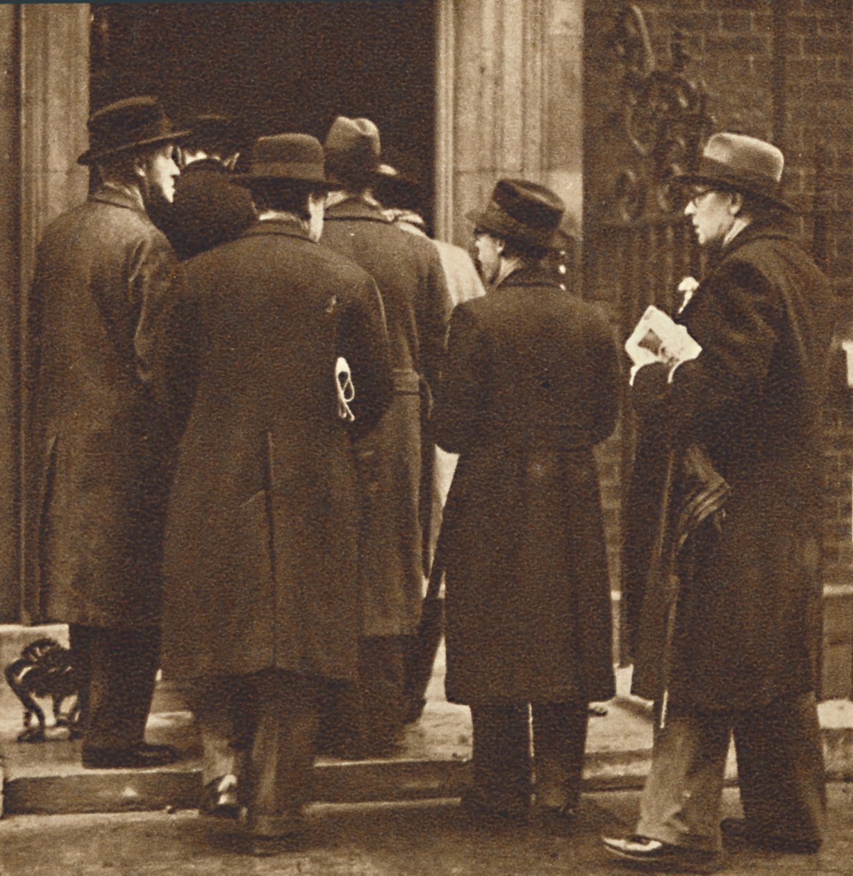 Muži z novin v č. 10, prosinec 1936 1937 od Unbekannt