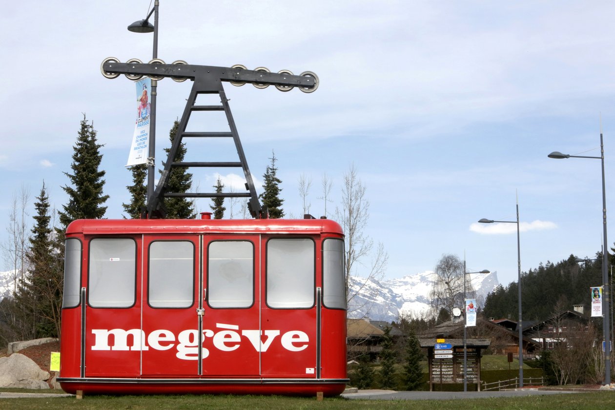 Stará lanovka Rochebrune na kruhovém objezdu se nachází, Megeve, Francie od Unbekannt