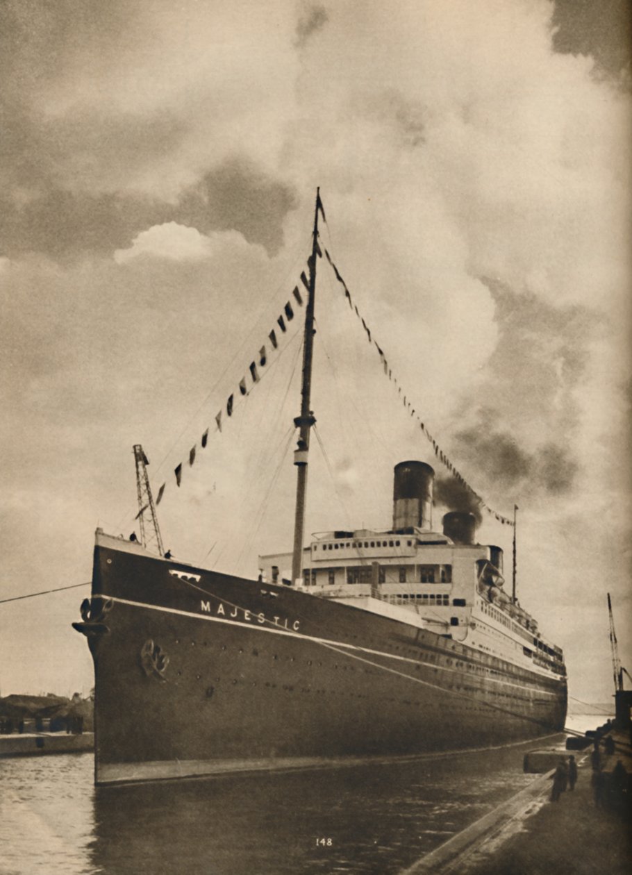 Jedna z největších lodí na vodě, Majestic ve vlastnictví Cunard White Star Line, 1936 od Unbekannt