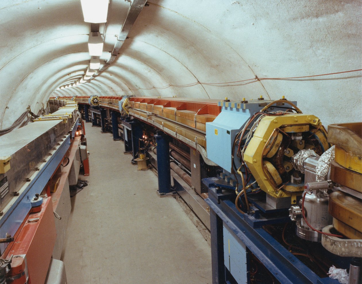 Tunel urychlovače částic, Cern, Ženeva, 20. století od Unbekannt