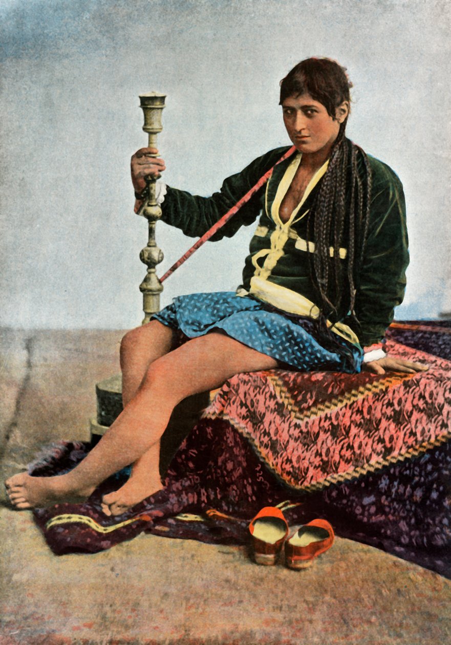 Persane Fumant Le Kalgan, perská žena kouřící v Kalganu, 1900. od Unbekannt
