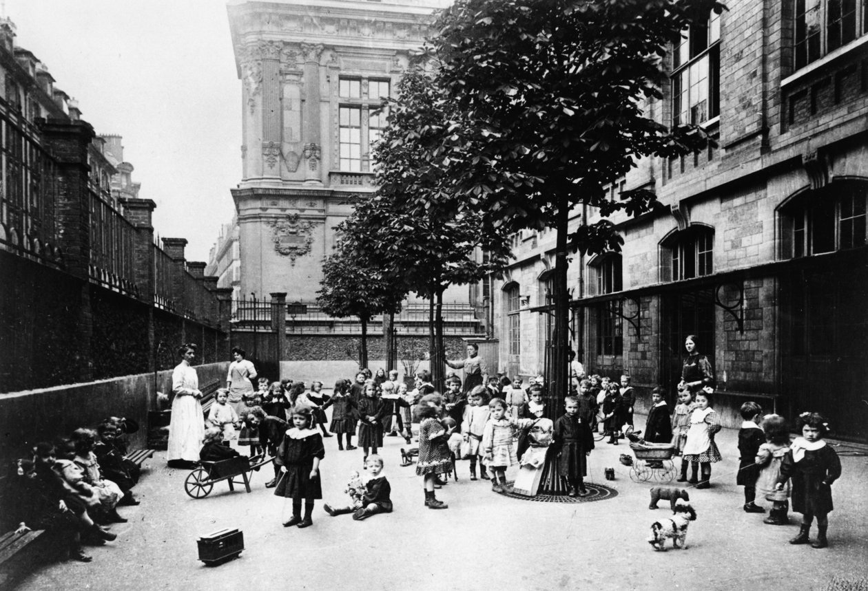 Fotografie dětí ve škole během Pařížské komuny, 1871 od Unbekannt