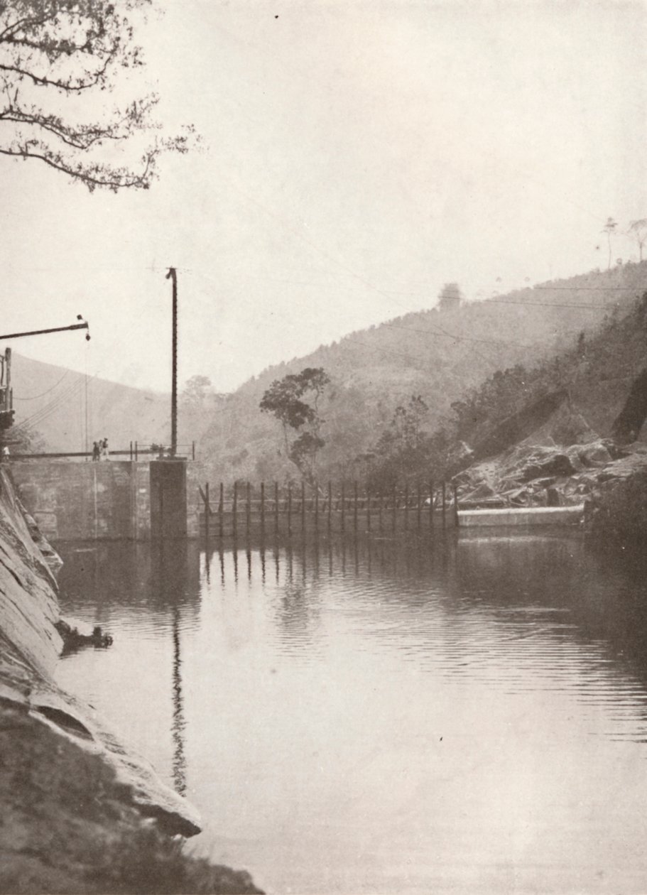 Pirahy Diversion Dam z proti proudu Rio Light and Power Works, 1914 od Unbekannt