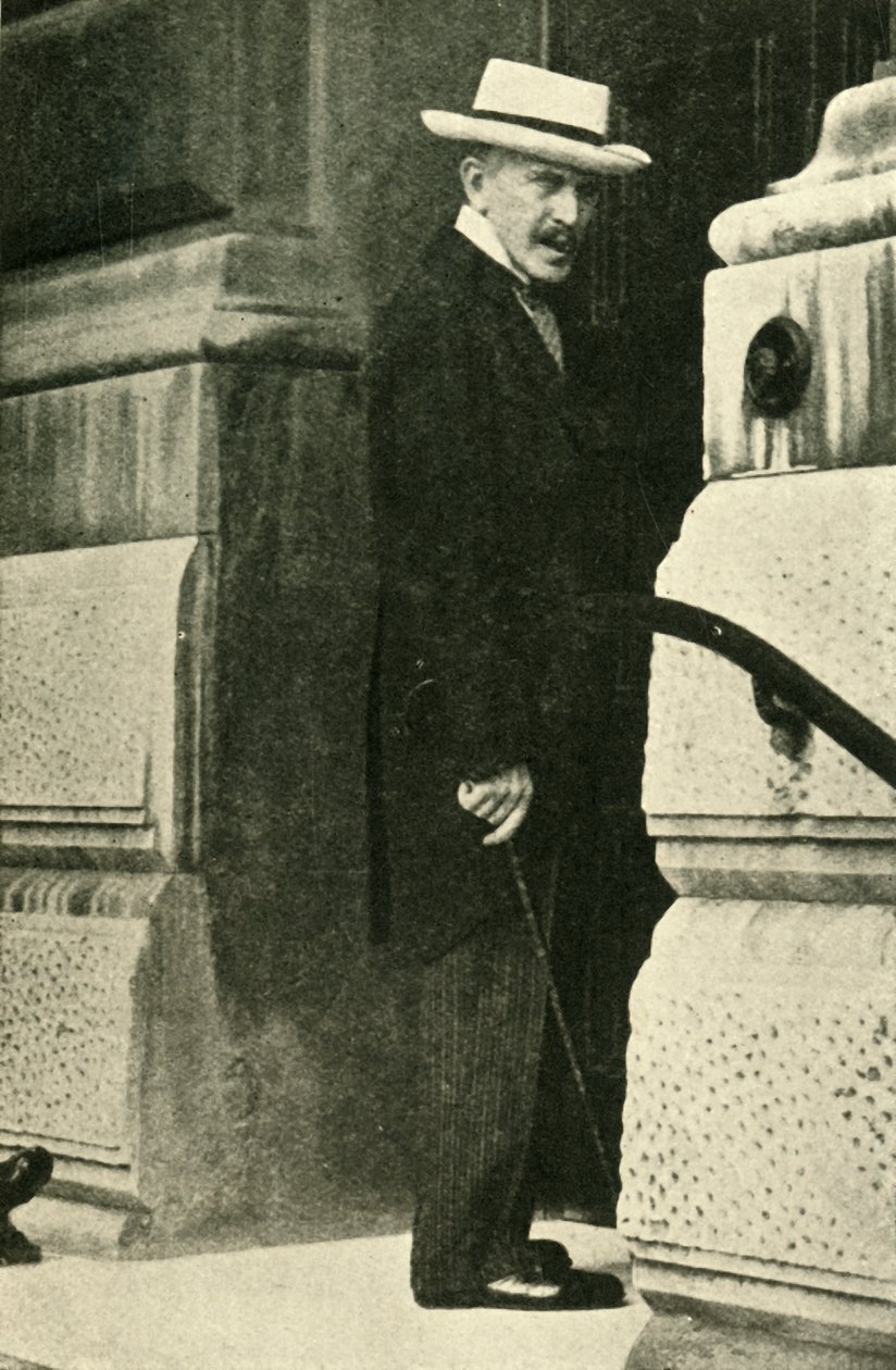 Princ Lichnowsky na ministerstvu zahraničí, Londýn, 1914, c1920. od Unbekannt