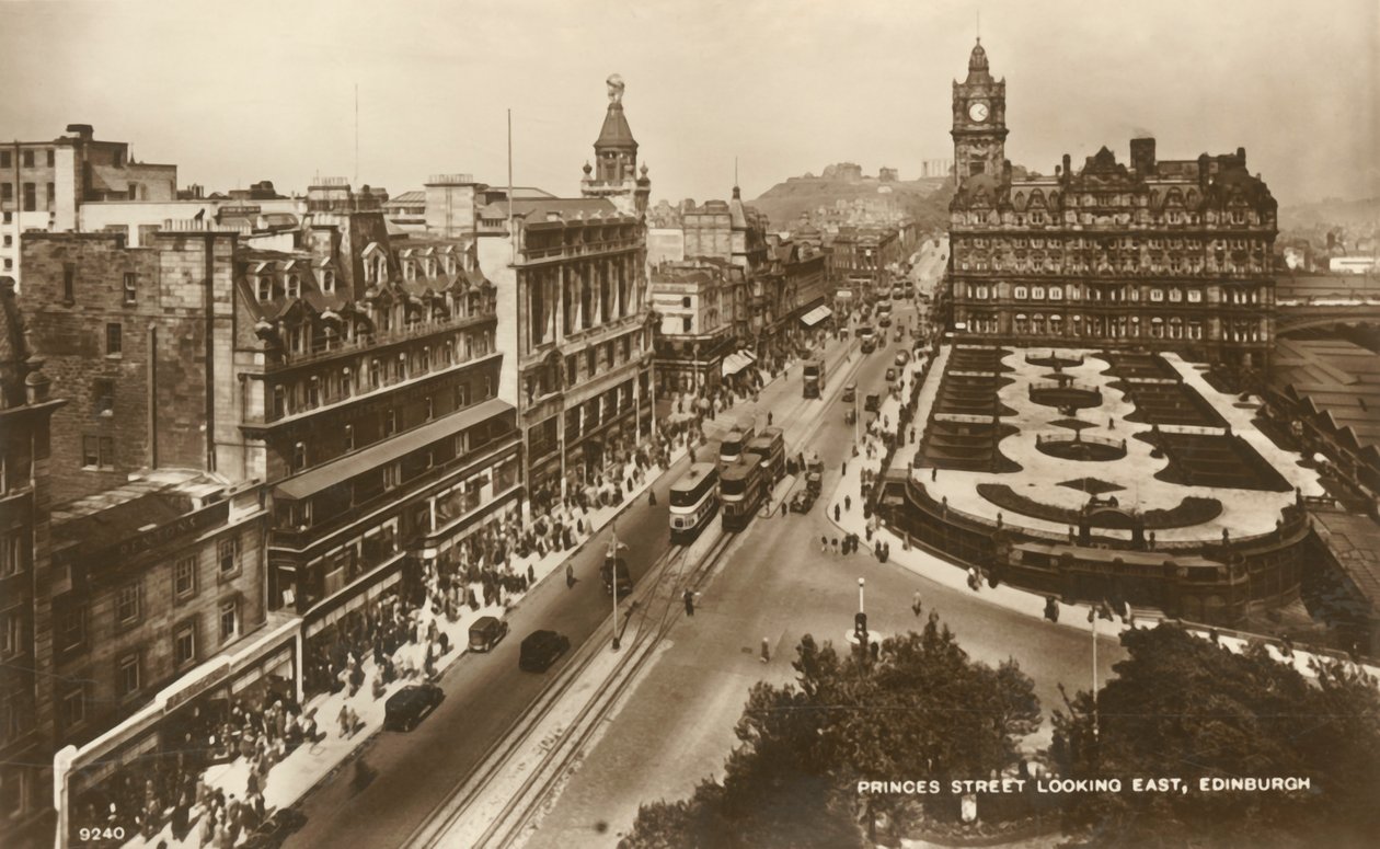 Princes Street Looking East, Edinburgh, c1920. od Unbekannt