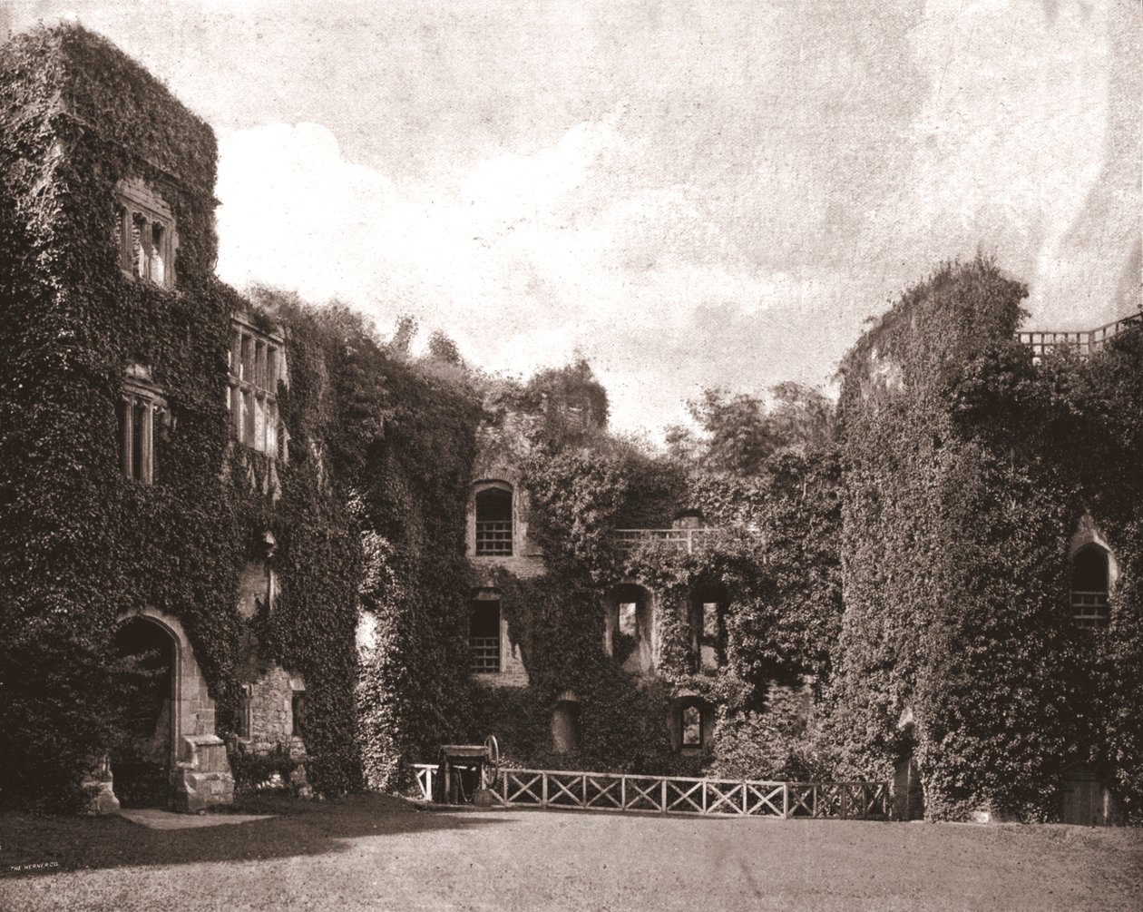 Hrad Raglan, Monmouthshire, Wales, 1894. od Unbekannt