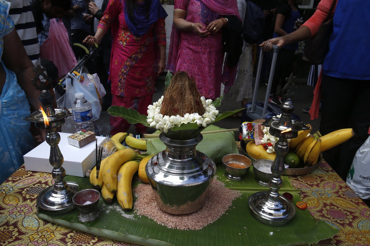Festival vozů Rath Yatra v Paříži. Nabídky. Francie od Unbekannt