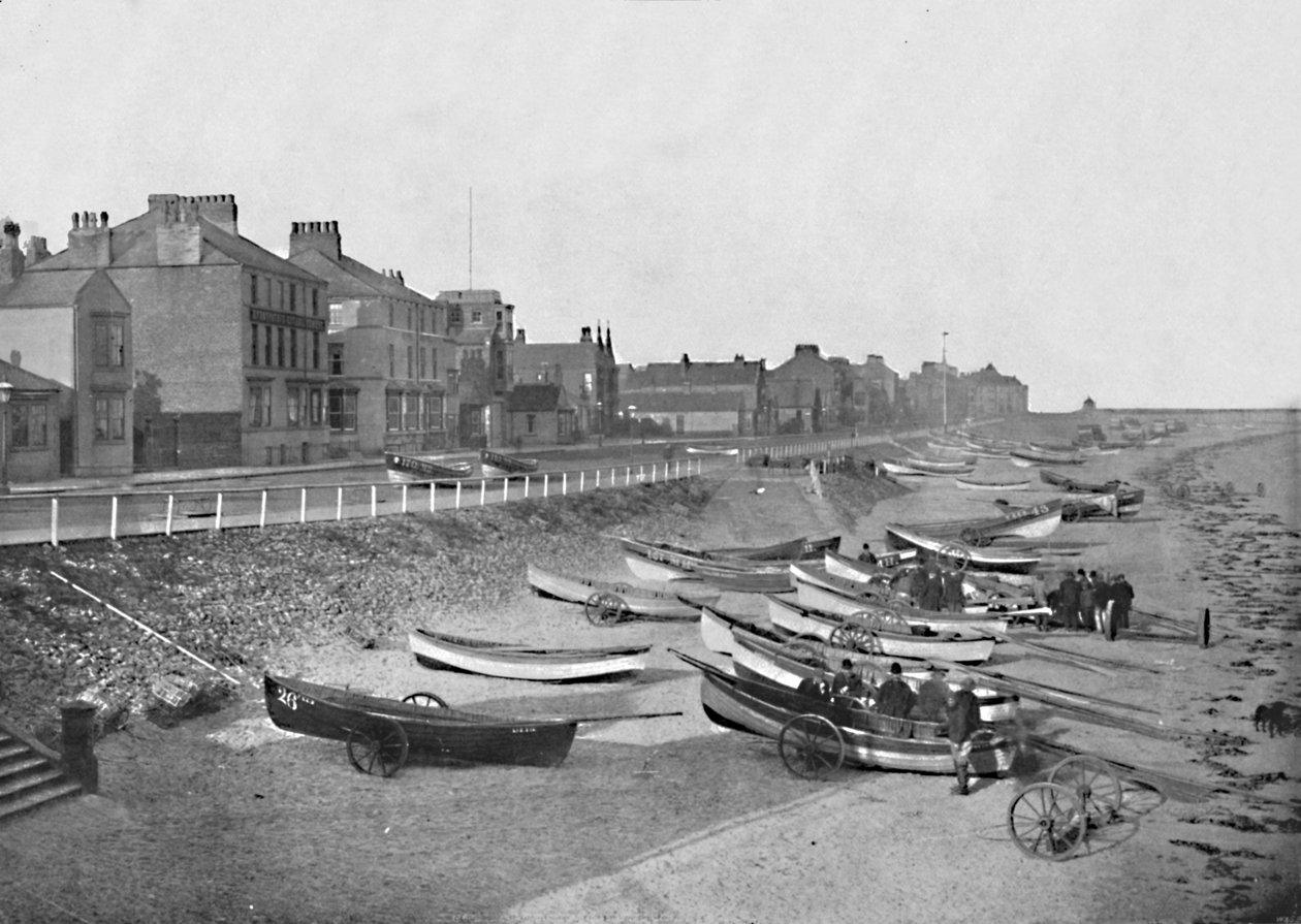 Redcar - Looking Along The Esplanade, 1895 od Unbekannt