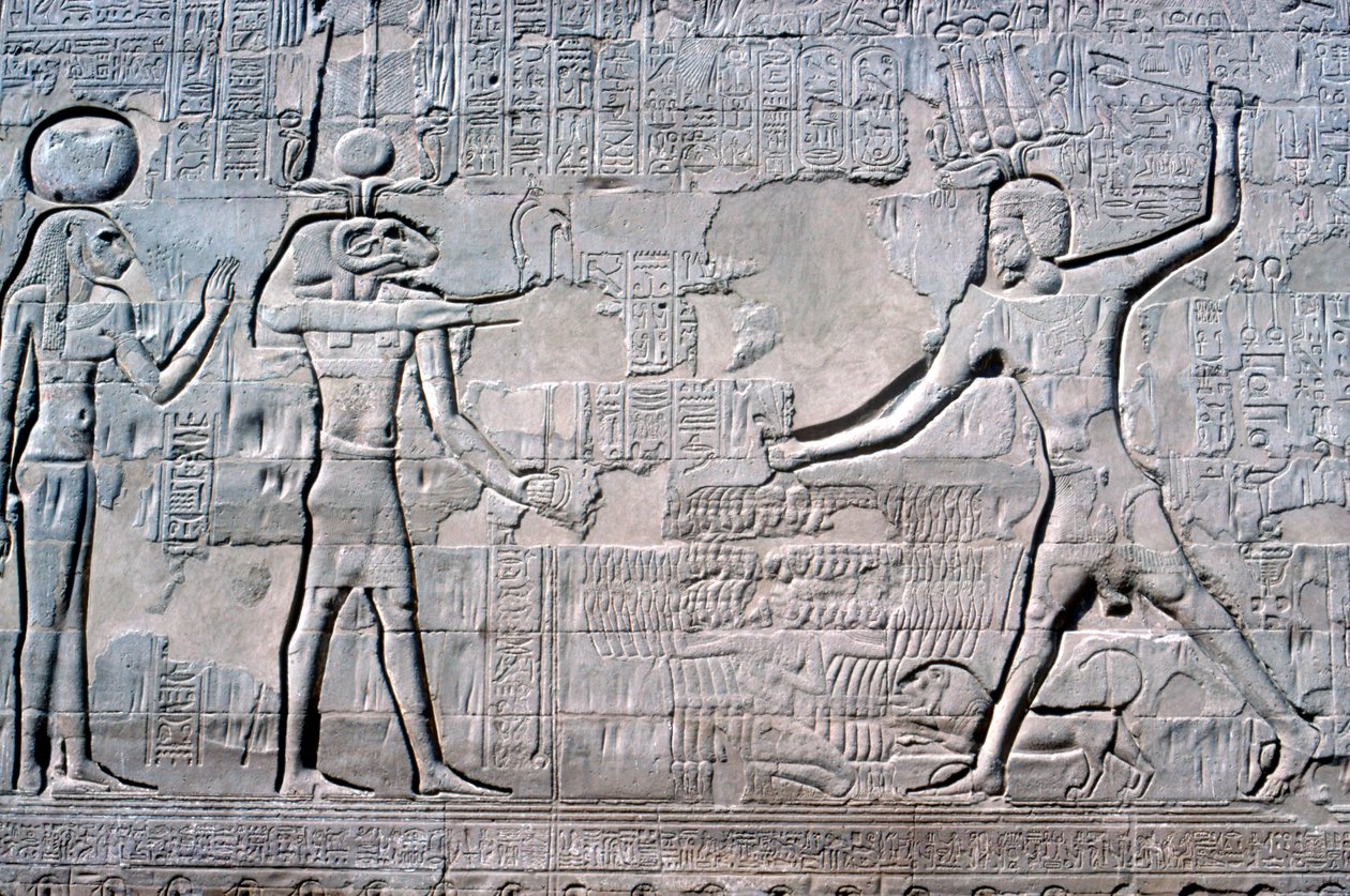 Reliéf faraona před Kumem a Sekhmetem, Chnumův chrám, Ptolemaiovské a římské období od Unbekannt