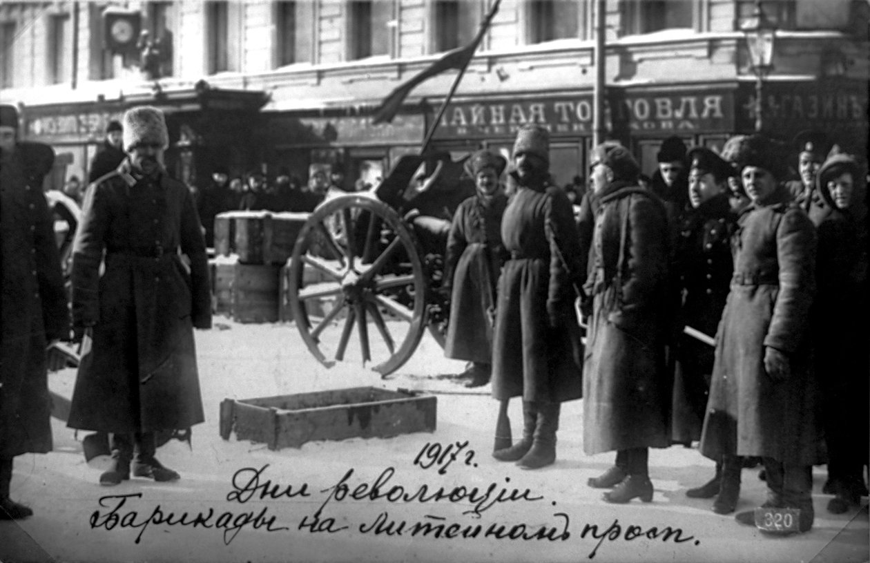 Revoluční barikády na Liteiny Prospekt, Petrohrad, Rusko, 27. února 1917 od Unbekannt