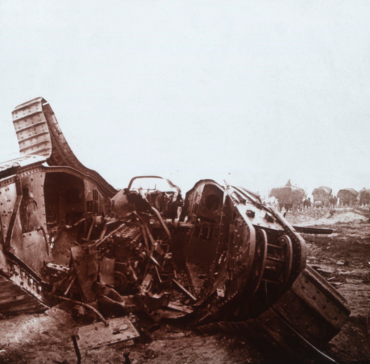Roztržená nádrž, Champagne, severní Francie, c1914-c1918 od Unbekannt