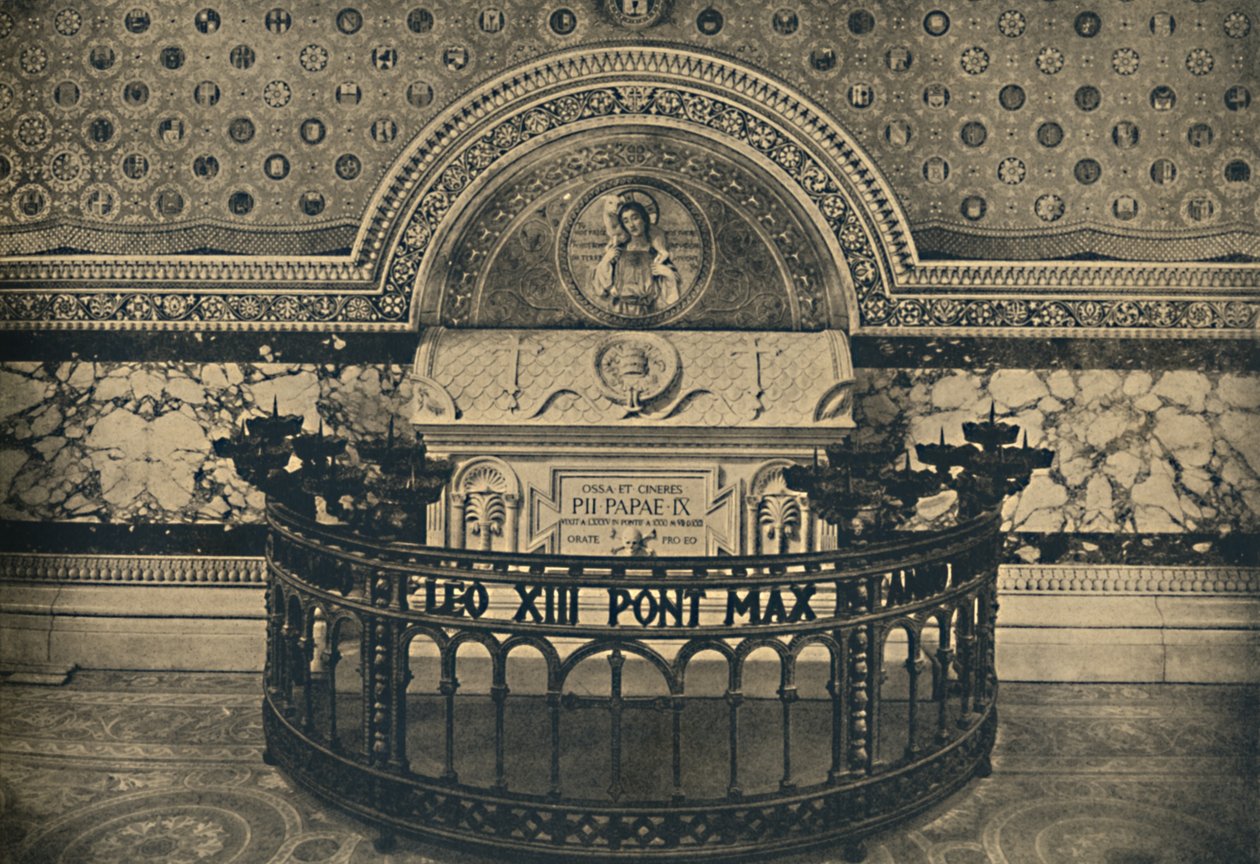 Roma - Bazilika svatého Vavřince. - Hrob Pia IX, 1910 od Unbekannt