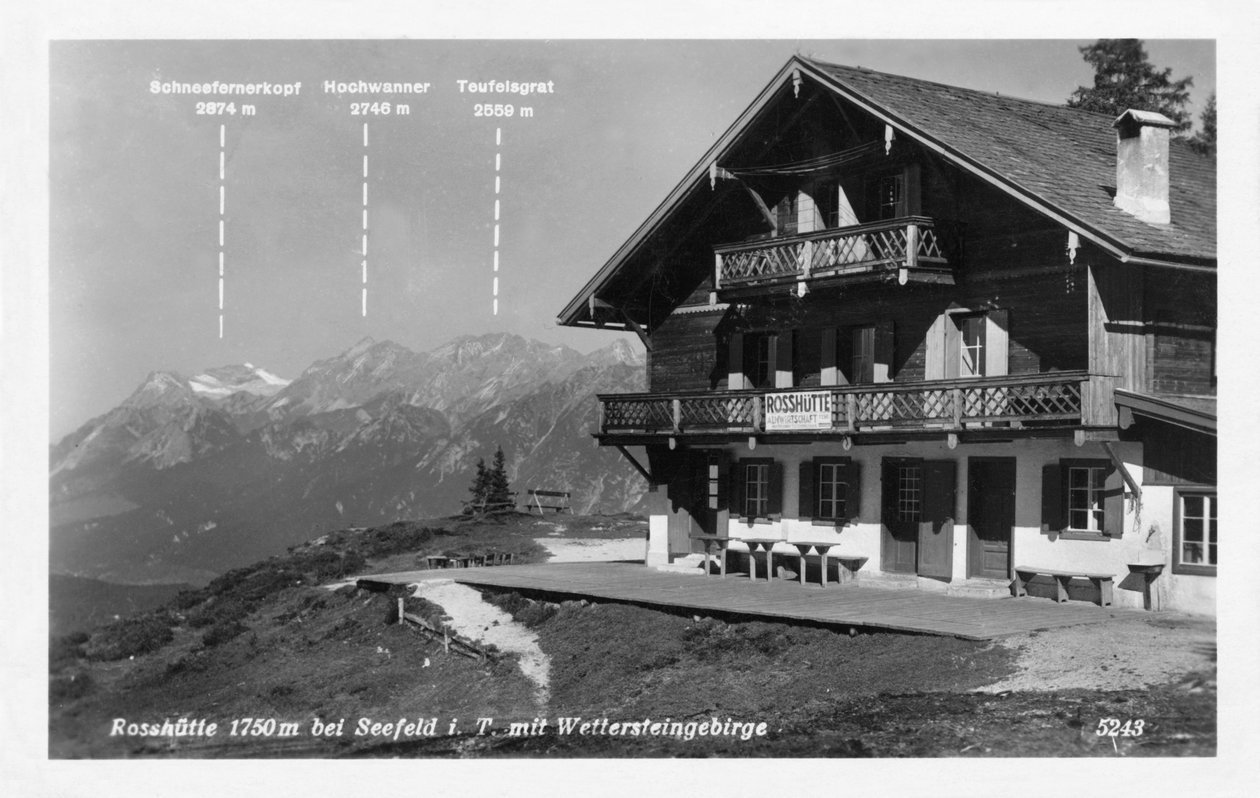 Rosshutte a pohoří Wettersteingebirge, poblíž Seefeld, Rakousko, 20. století od Unbekannt