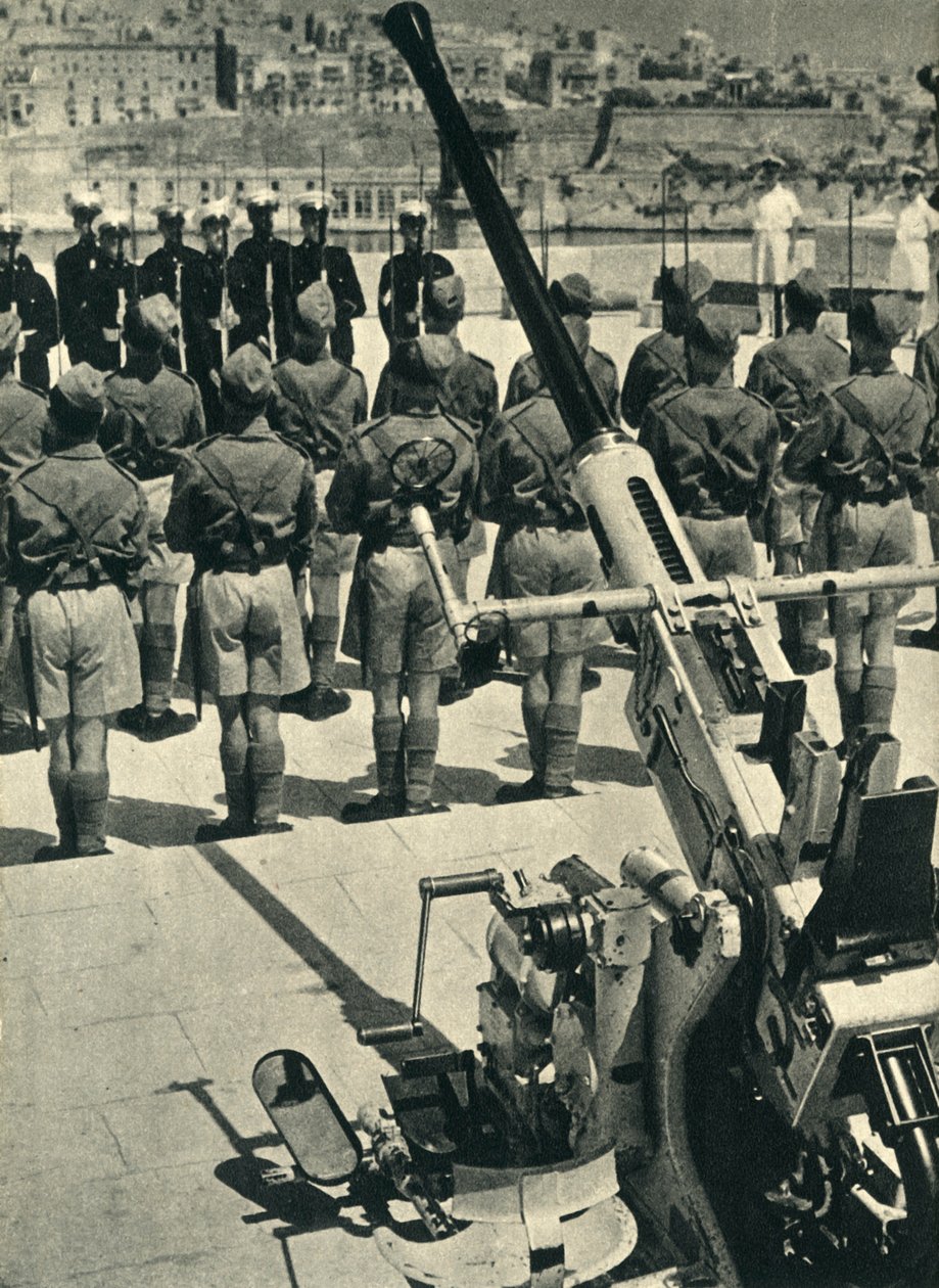 Royal Marines na přehlídce oslavující úspěšnou obranu Malty, druhá světová válka, 1943 1944. od Unbekannt