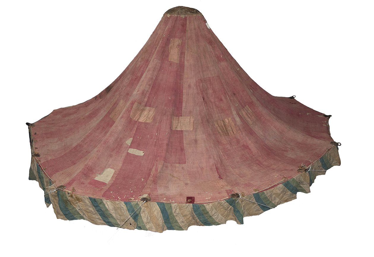 Královský kulatý stan vyrobený pro Muhammad Shah Roof, 1834-1848. od Unbekannt