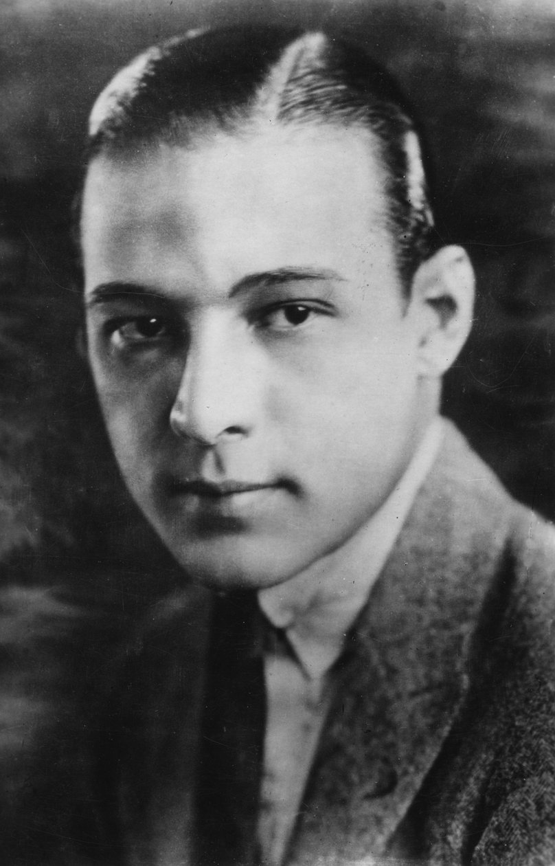 Rudolph Valentino 1895-1926, italský herec, c1920 od Unbekannt