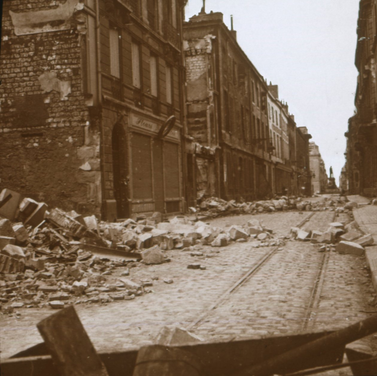 Rue Ceres, Reims, severní Francie, c1914-c1918. od Unbekannt