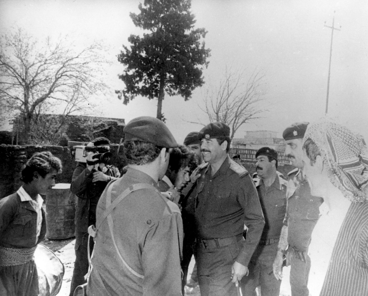 Saddám Husajn na turné po zemi, Irák, 1987 od Unbekannt