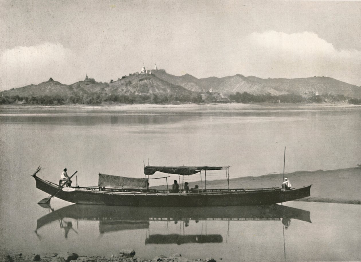 Sagaing, na Irrawaddy - každý vrcholek kopce korunovaný pagodou, 1900. od Unbekannt