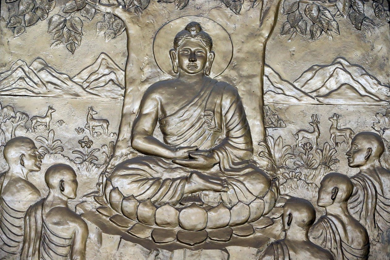Buddha Šákjamuni káže kázání – kolo zákona – svým pěti žákům. Ho Či Minovo město. Vietnam od Unbekannt