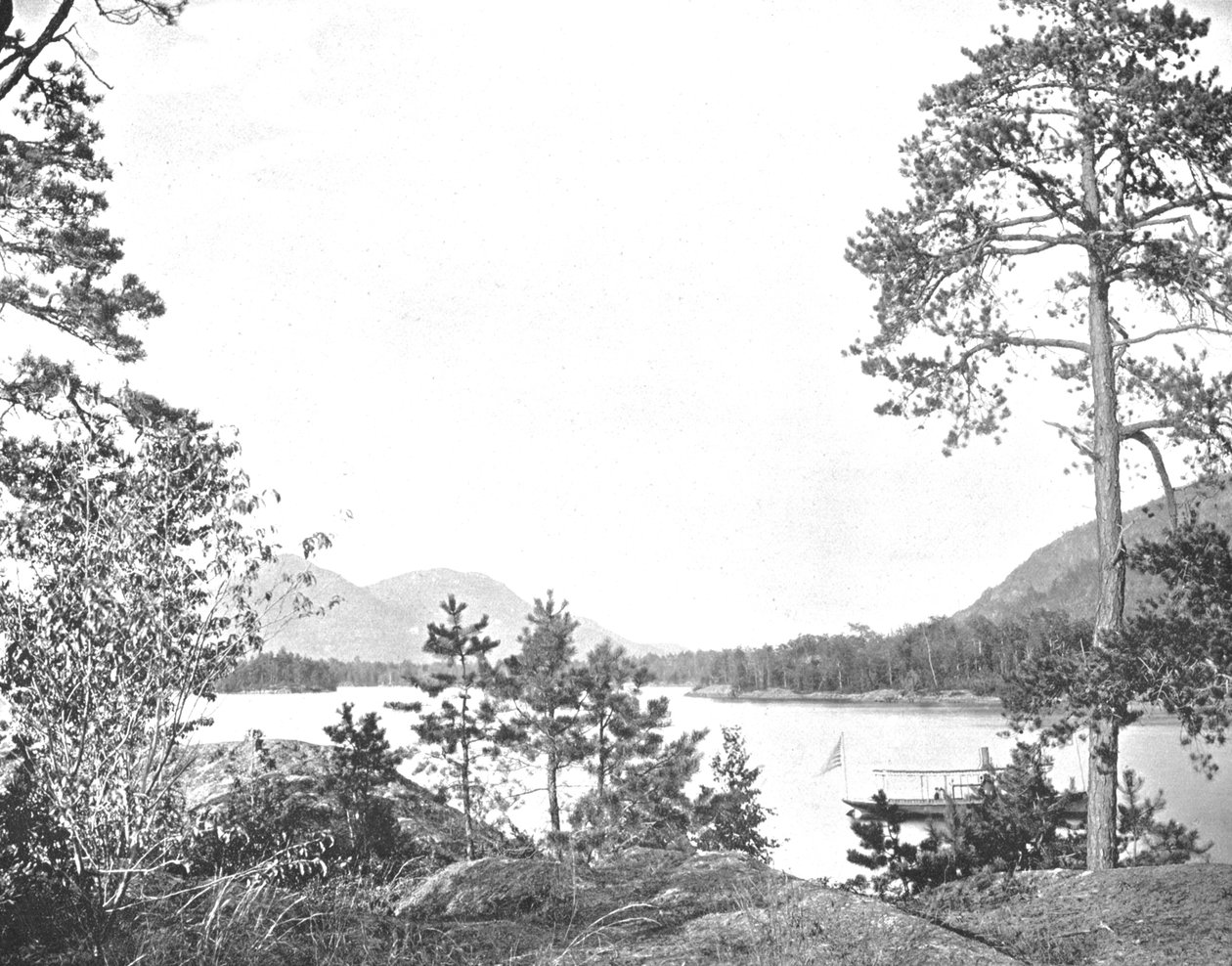 Shelving Rock Mountain, Lake George, stát New York, USA, c1900. od Unbekannt