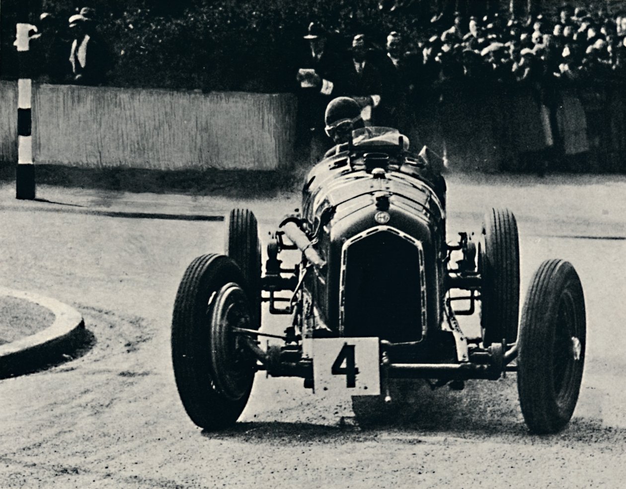 Chytré zatáčení v I.O.M. Rasa: Hon. Brian Lewis, 1937 od Unbekannt