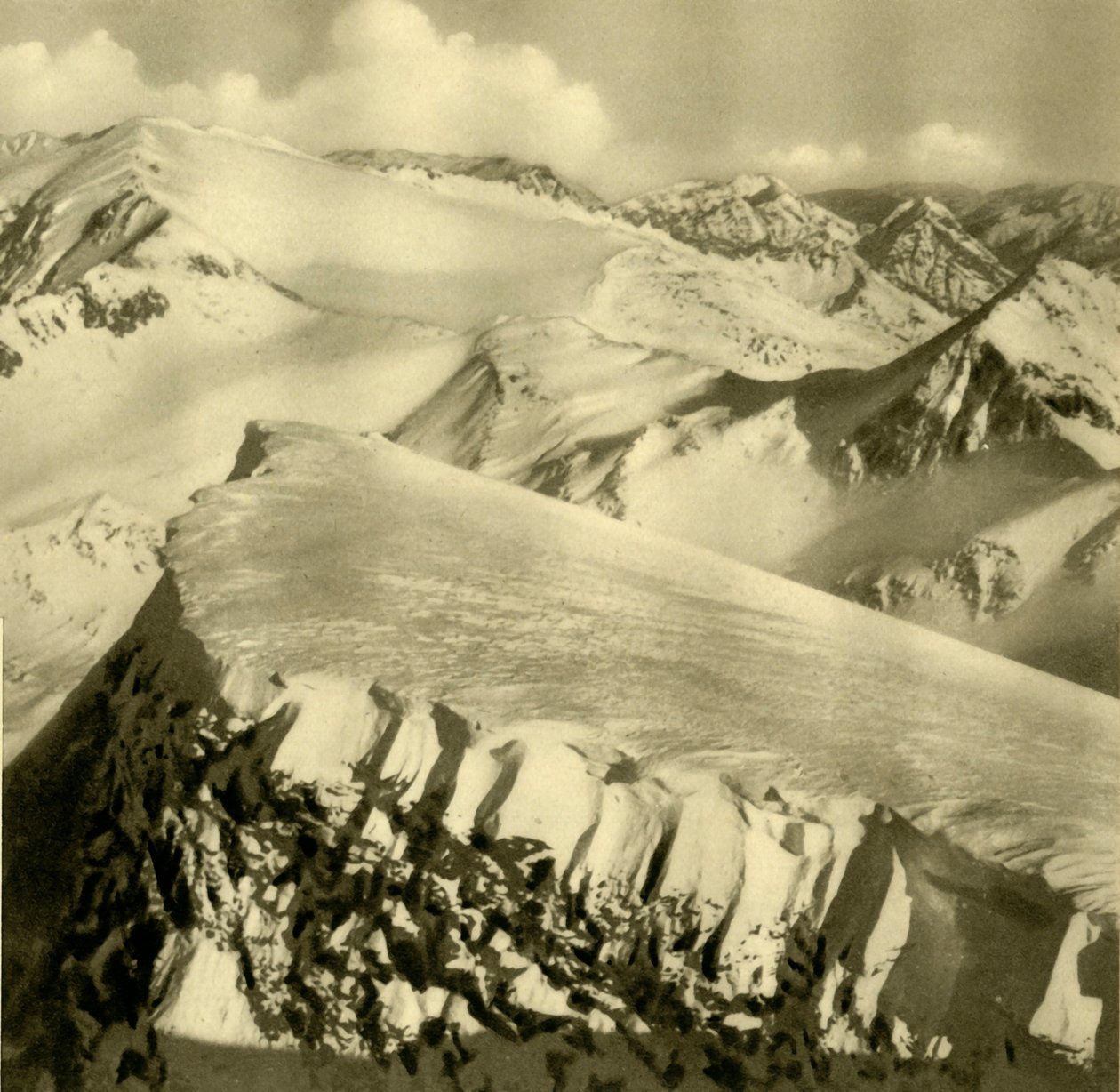 Zasněžené hory, Bad Hofgastein, Rakousko, c1935. od Unbekannt
