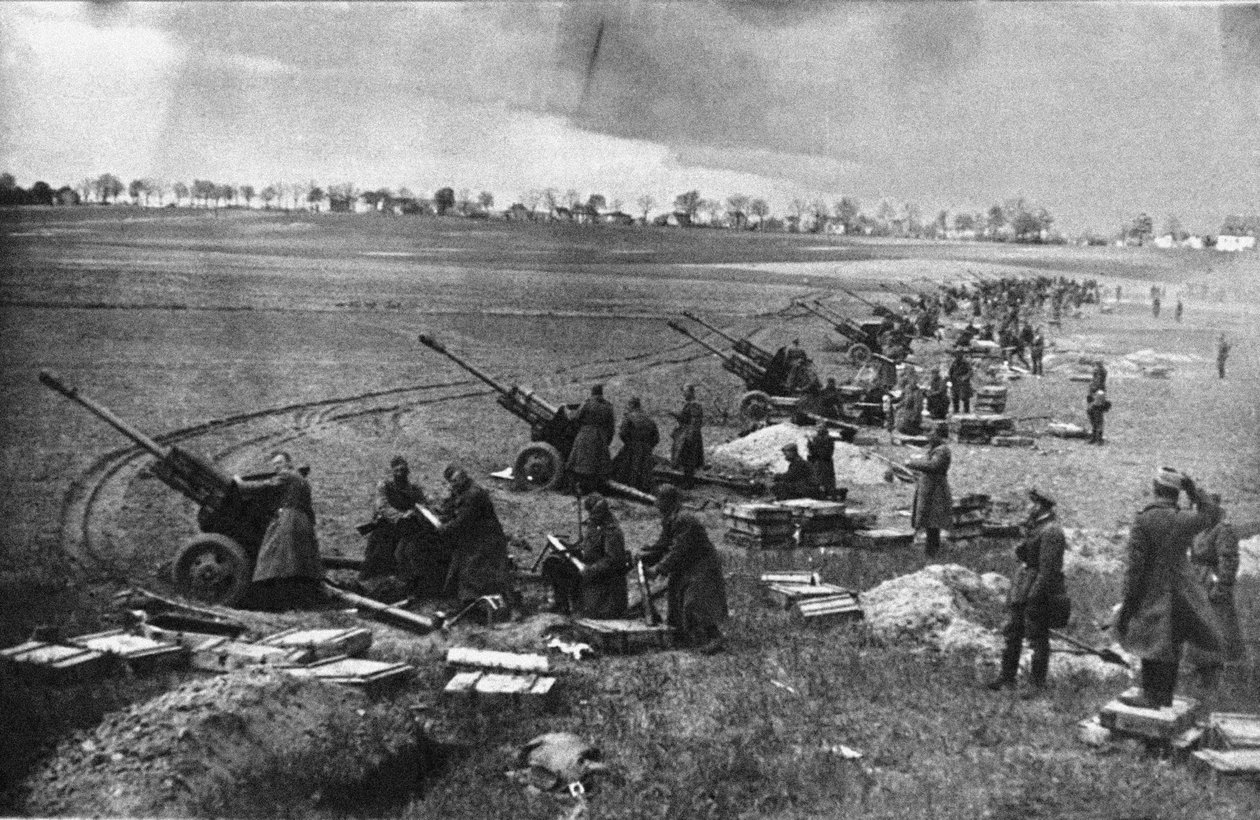 Sovětské dělostřelectvo na Seelow Heights, duben 1945 od Unbekannt
