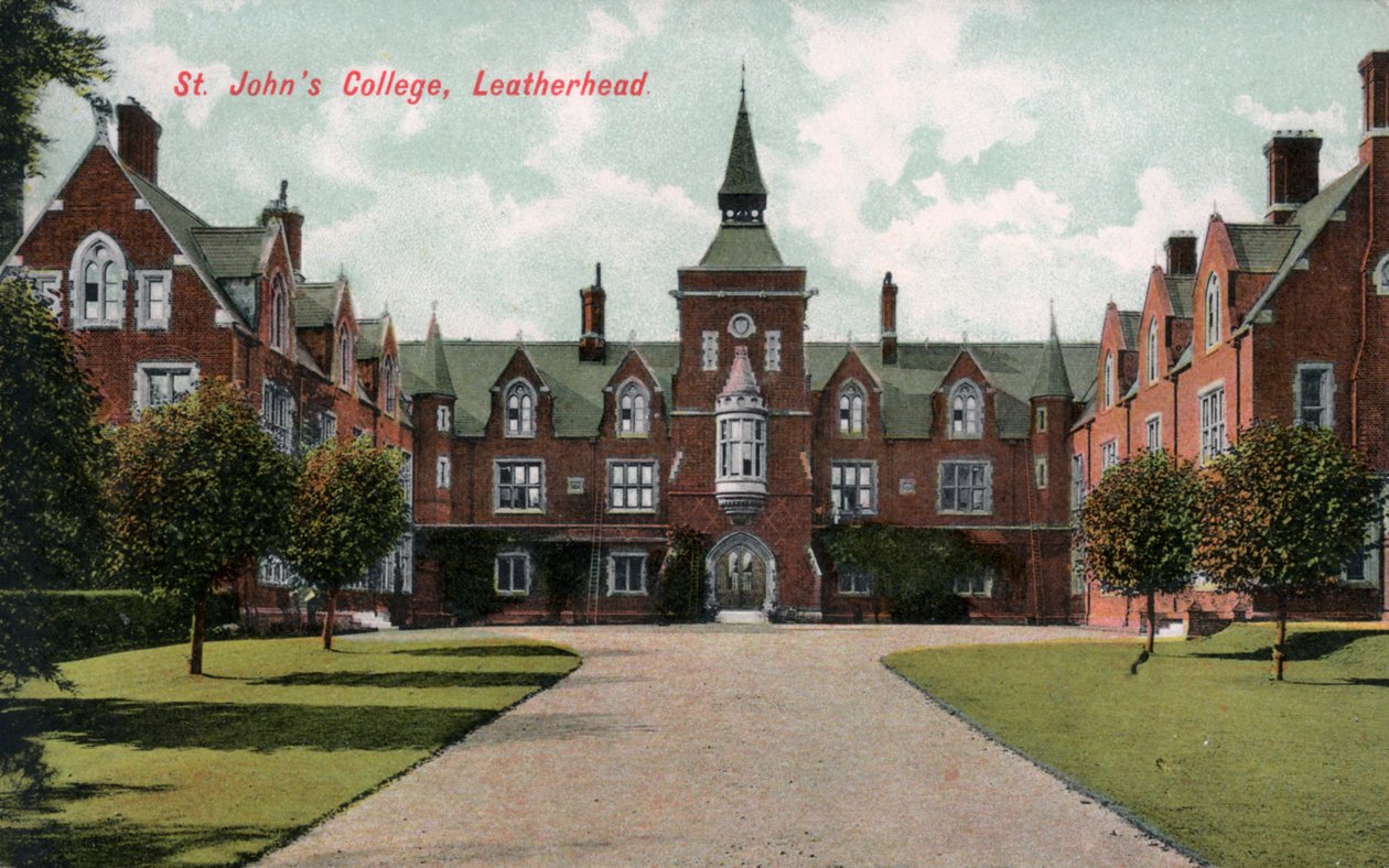 St Johns College, Leatherhead, Surrey, 20. století od Unbekannt
